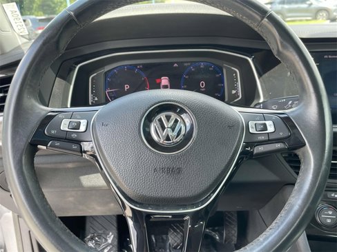 Certified 2019 Volkswagen Jetta SEL w/ Cold Weather Package image 18