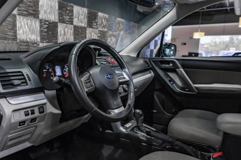 Used 2015 Subaru Forester 2.5i Touring w/ Popular Package #2 image 3
