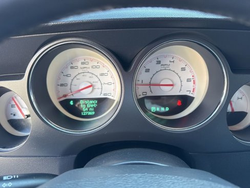 Used 2011 Dodge Challenger R/T image 19