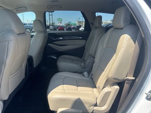 Used 2018 Buick Enclave Premium image 22