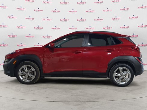 Used 2022 Hyundai Kona SEL image 2