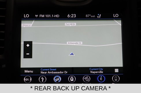 Used 2018 Chrysler 300 C w/ Sun, Sound & Nav Package image 10