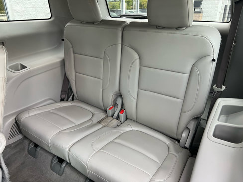 Used 2017 GMC Acadia SLT image 15