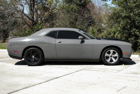 Used 2019 Dodge Challenger SXT image 7