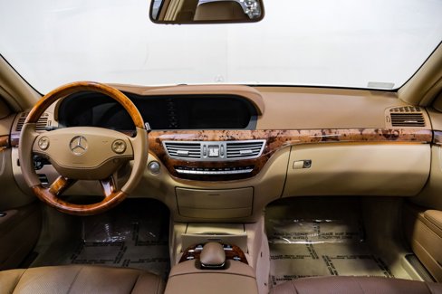 Used 2008 Mercedes-Benz S 550 image 8