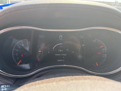 Used 2014 Jeep Grand Cherokee Overland image 7