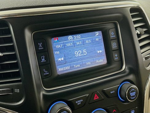 Used 2014 Jeep Grand Cherokee Laredo w/ Quick Order Package 23E image 19