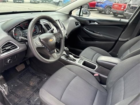 Used 2016 Chevrolet Cruze LT image 15