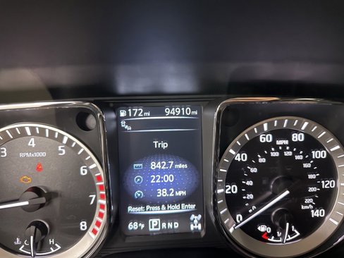 Used 2017 Nissan Titan SV w/ SV Utility Package image 32