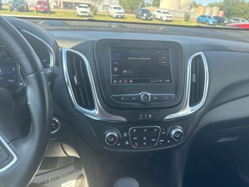 Used 2022 Chevrolet Equinox LT image 9