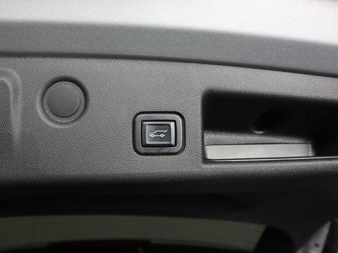 Used 2022 Chevrolet Equinox LT image 52