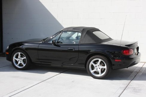 Used 2003 MAZDA MX-5 Miata LS image 23
