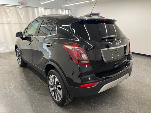 Used 2022 Buick Encore Preferred w/ Safety Package image 3