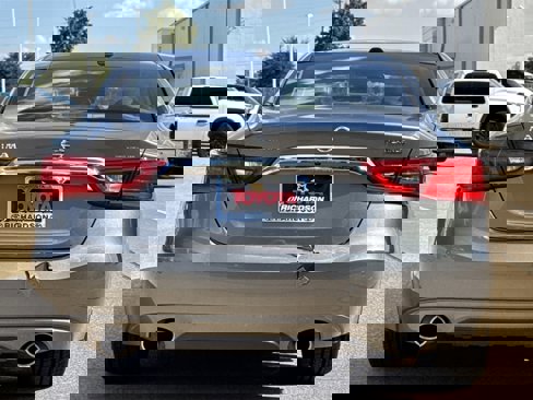 Used 2018 Nissan Maxima Platinum image 6