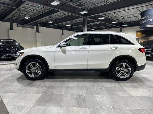 Certified 2022 Mercedes-Benz GLC 300 4MATIC image 2