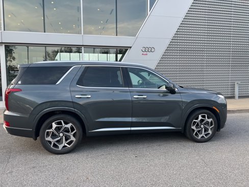 Used 2021 Hyundai Palisade Calligraphy w/ Winter Package image 17