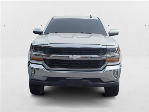 Used 2017 Chevrolet Silverado 1500 LT w/ Texas Edition image 2