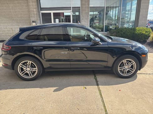 Used 2018 Porsche Macan image 3