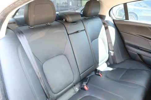 Used 2017 Jaguar XE First Edition image 22