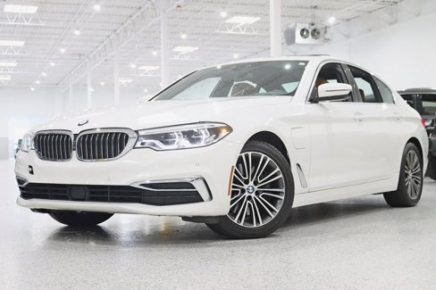 Used 2020 BMW 530e xDrive w/ Executive Package image 6
