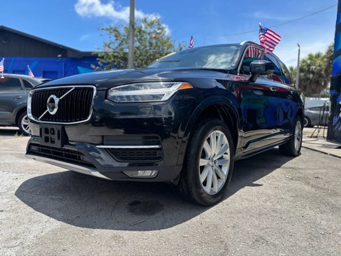 Used 2018 Volvo XC90 T6 Momentum w/ Convenience Package image 9
