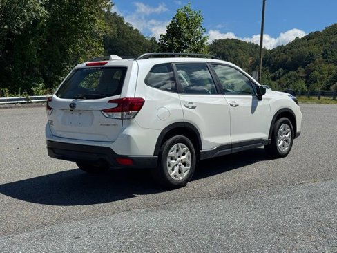 Used 2021 Subaru Forester image 2
