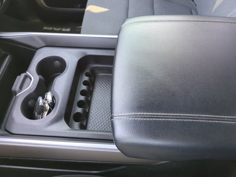Used 2022 RAM 1500 Big Horn image 15