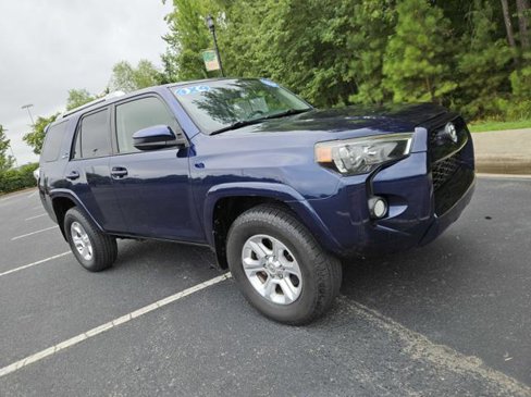 Used 2018 Toyota 4Runner SR5 image 7