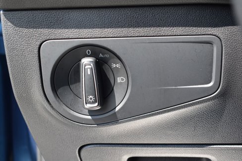 Used 2019 Volkswagen Tiguan S image 18