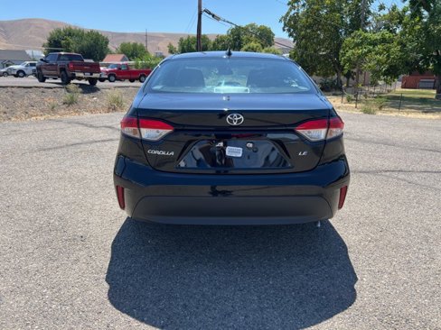 Used 2023 Toyota Corolla LE image 18
