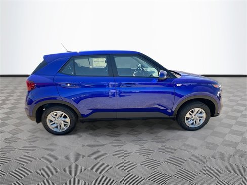 New 2025 Hyundai Venue SE image 8