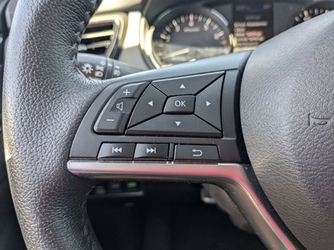 Used 2019 Nissan Rogue SL image 19