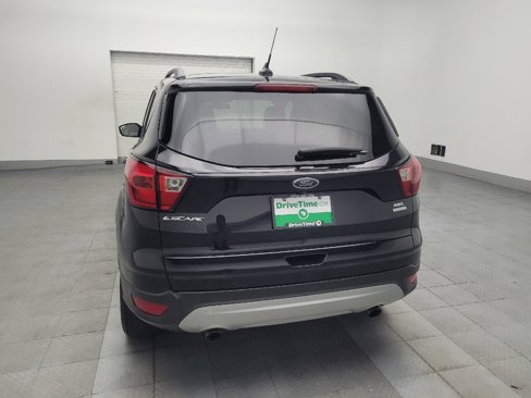Used 2019 Ford Escape SEL image 6