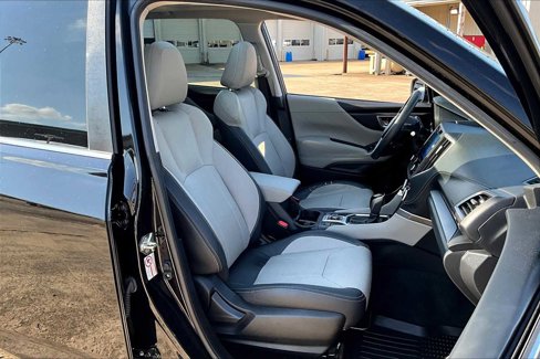Used 2019 Subaru Forester Limited w/ Popular Package #3 image 8