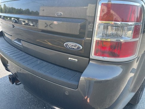 Used 2019 Ford Flex SEL w/ Equipment Group 202A image 9