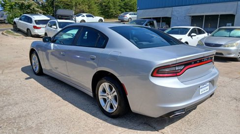 Used 2019 Dodge Charger SXT image 7