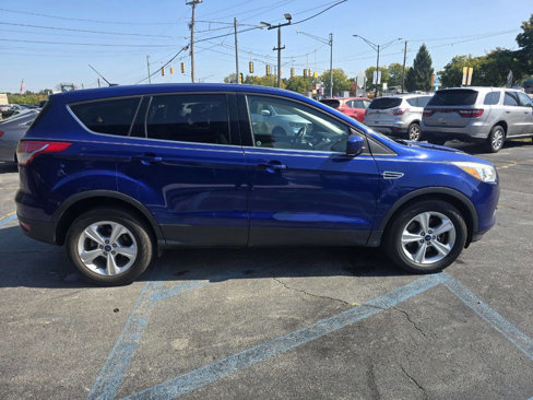 Used 2015 Ford Escape SE image 4