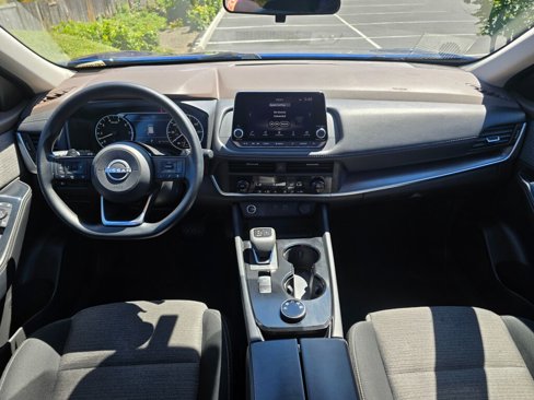 Used 2023 Nissan Rogue SV image 20