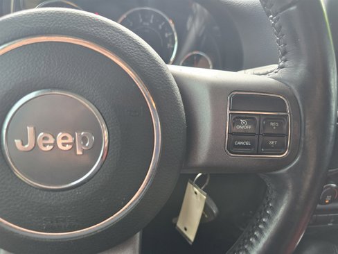Used 2017 Jeep Wrangler Sport image 25