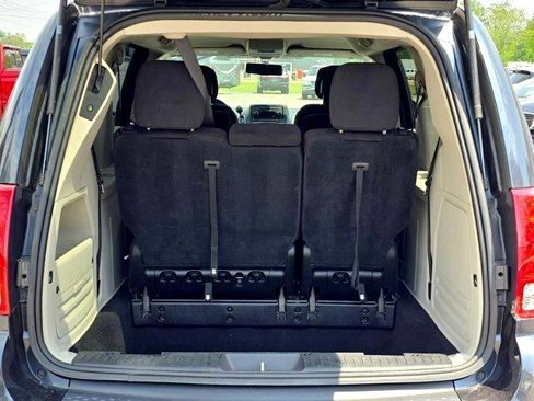 Used 2014 Dodge Grand Caravan SXT image 8