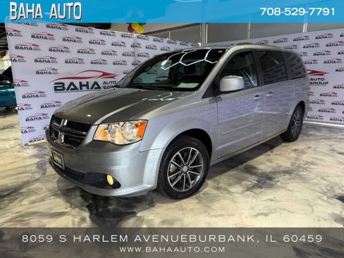 Used 2017 Dodge Grand Caravan SXT image 1