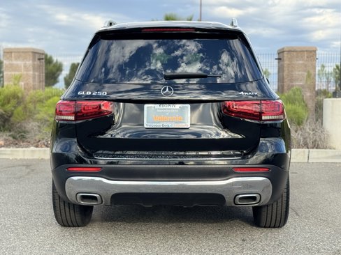 Used 2021 Mercedes-Benz GLB 250 4MATIC image 10