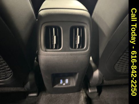 Used 2023 Hyundai Tucson Limited image 17