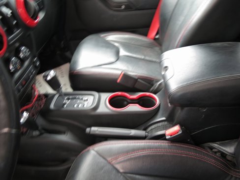 Used 2017 Jeep Wrangler Unlimited Rubicon image 20