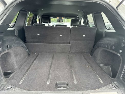 Used 2017 Jeep Grand Cherokee Limited image 29