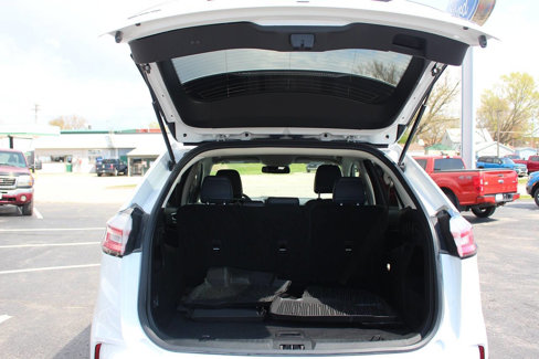 Used 2023 Ford Edge SEL w/ Sport Appearance Package image 7