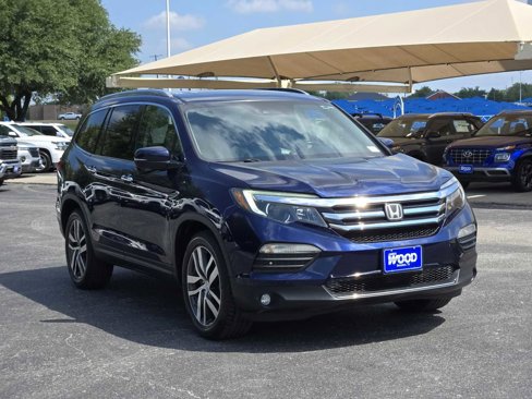 Used 2017 Honda Pilot Touring image 3