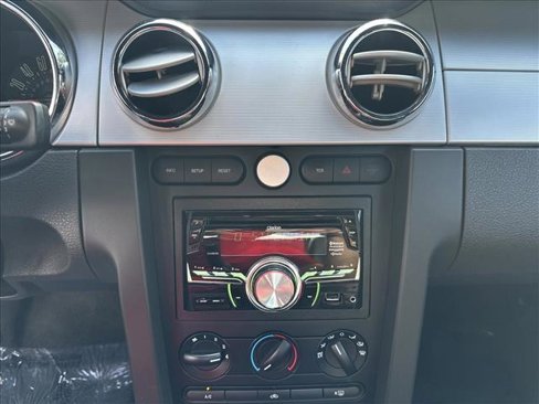 Used 2006 Ford Mustang GT image 21