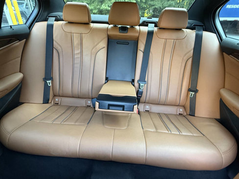 Used 2019 BMW 530i w/ Luxury Package image 19