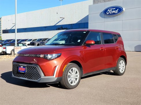 Used 2023 Kia Soul LX image 5